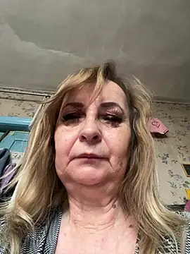 Irina2909xh online show from June 14, 2026, 6:37 am