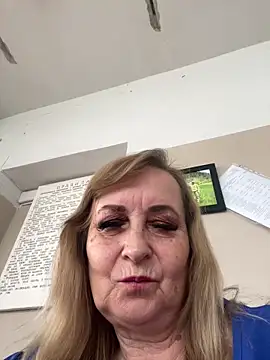 Irina2909xh online show from June 15, 2026, 8:49 am