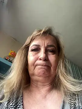Irina2909xh online show from June 27, 2026, 9:14 am