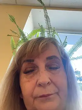 Irina2909xh online show from August 4, 2026, 7:55 am
