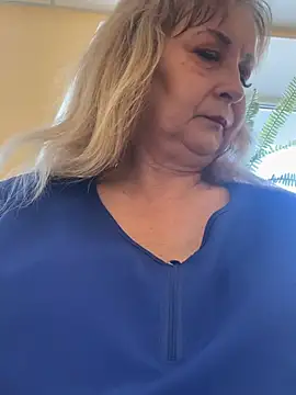 Irina2909xh online show from August 7, 2026, 7:32 am