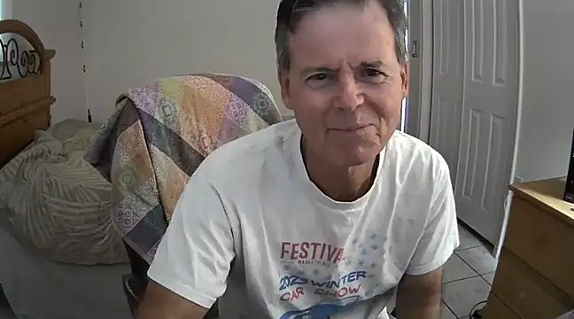 nakeedcowboi65 online show from January 1, 2025, 1:59 pm