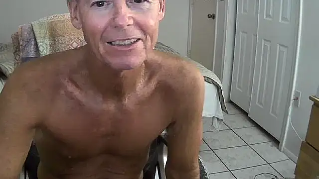 nakeedcowboi65 online show from October 3, 2025, 9:56 pm