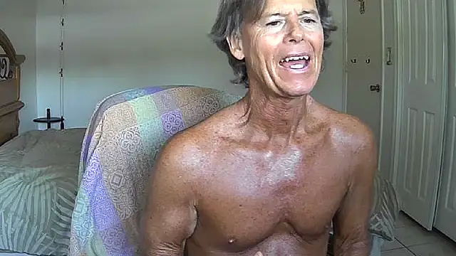 nakeedcowboi65 online show from April 29, 2026, 9:32 pm