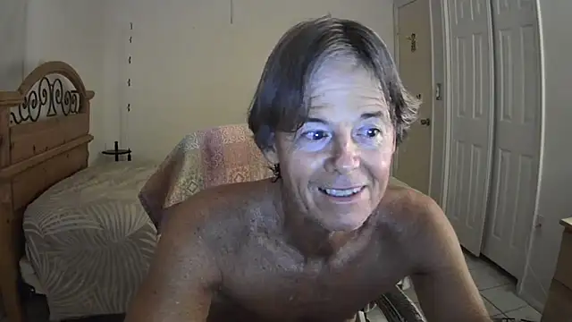 nakeedcowboi65 online show from May 6, 2026, 7:46 am
