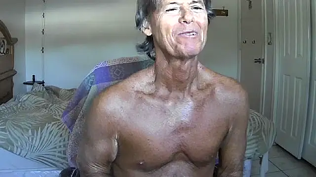 nakeedcowboi65 online show from May 7, 2026, 1:27 pm
