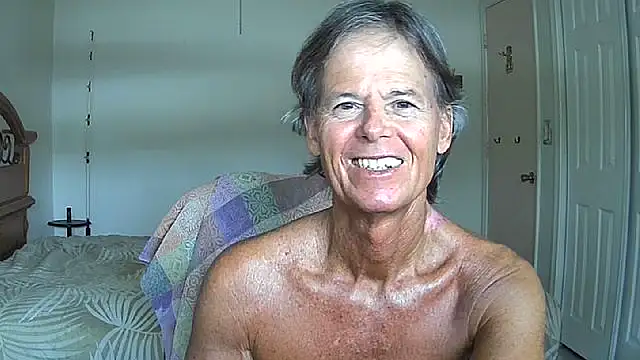 nakeedcowboi65 online show from May 12, 2026, 12:57 pm