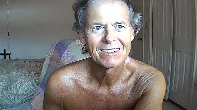 nakeedcowboi65 online show from May 13, 2026, 8:27 pm