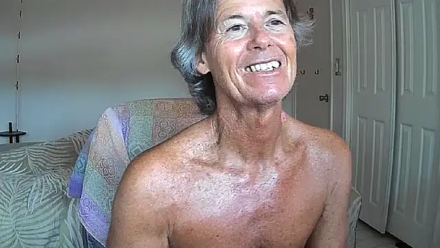 nakeedcowboi65 online show from June 14, 2026, 9:17 pm