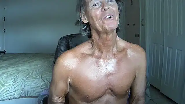 nakeedcowboi65 online show from July 5, 2026, 11:34 pm