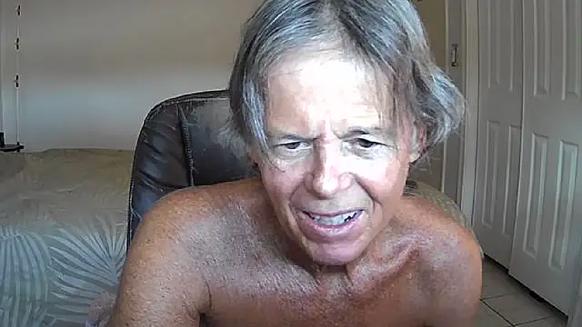 nakeedcowboi65 online show from July 10, 2026, 11:46 am