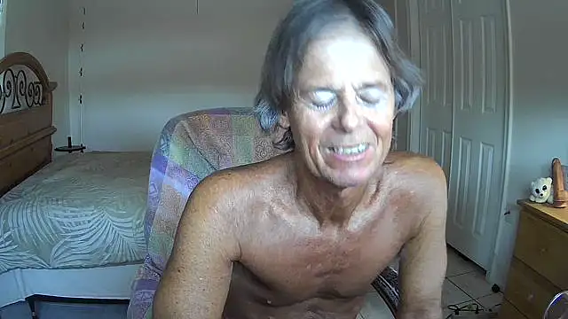nakeedcowboi65 online show from July 13, 2026, 11:46 am