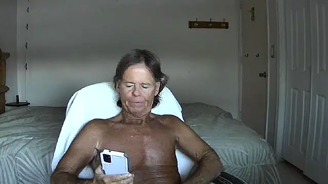 nakeedcowboi65 online show from July 25, 2026, 11:35 pm