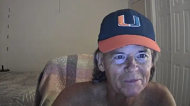nakeedcowboi65 online show from August 4, 2026, 9:23 am