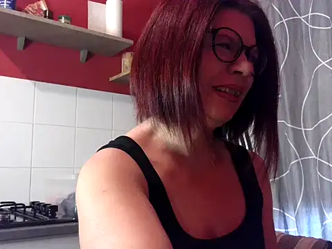 jennylovence online show from January 6, 2025, 8:14 am