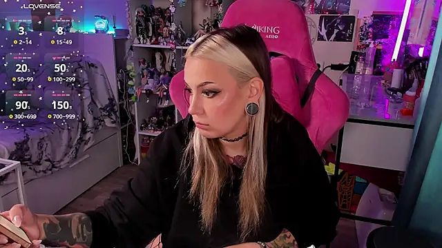 ChloeKohaku online show from September 23, 2025, 6:38 am