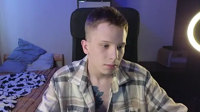 Snapshot of arlekincrop chatting on February 22, 2026, 8:24 am arlekincrop online show from February 22, 2026, 8:24 am