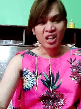 QueenSoreal online show from October 4, 2025, 4:16 pm