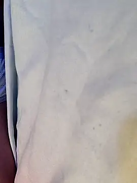 Snapshot of QueenSoreal chatting on March 7, 2026, 7:44 pm QueenSoreal online show from March 7, 2026, 7:44 pm