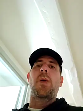 Snapshot of verylargecock chatting on September 9, 2025, 11:21 am verylargecock online show from September 9, 2025, 11:21 am