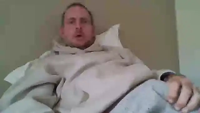 Snapshot of verylargecock chatting on September 11, 2025, 8:36 am verylargecock online show from September 11, 2025, 8:36 am