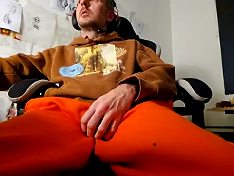 Snapshot of verylargecock chatting on October 26, 2025, 4:29 am verylargecock online show from October 26, 2025, 4:29 am