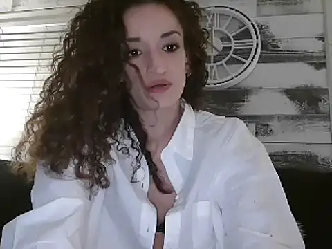 Snapshot of AshleyRain chatting on February 9, 2025, 8:22 am AshleyRain online show from February 9, 2025, 8:22 am
