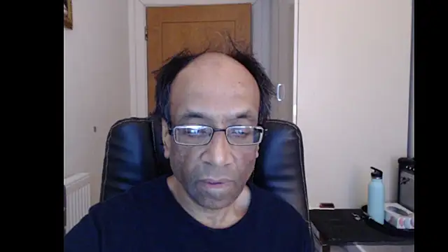 rauncher1 online show from April 27, 2026, 9:18 am