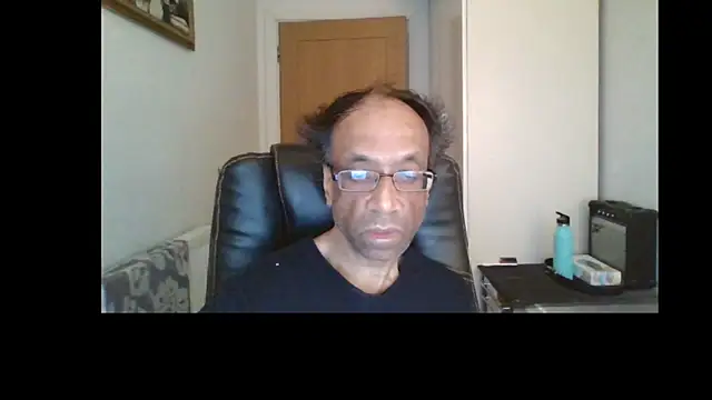 rauncher1 online show from May 7, 2026, 8:31 am