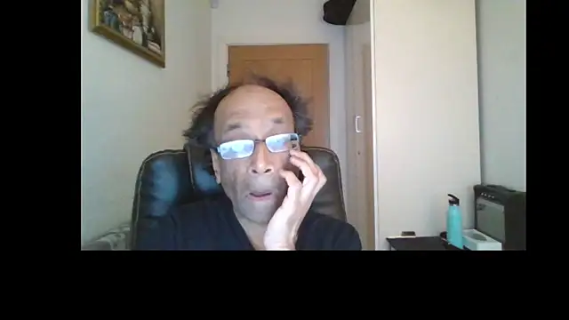 rauncher1 online show from May 9, 2026, 8:52 am