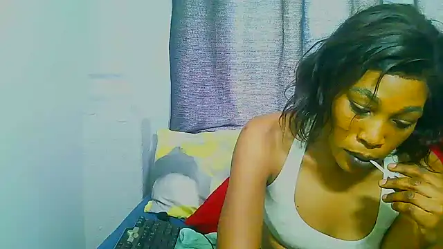 Snapshot of freaky_naughty chatting on October 15, 2025, 12:27 pm freaky naughty online show from October 15, 2025, 12:27 pm