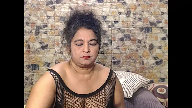 indianstar75 online show from November 6, 2025, 5:25 pm