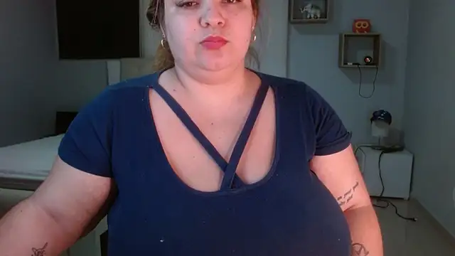 Blondylicious online show from December 1, 2024, 10:53 pm