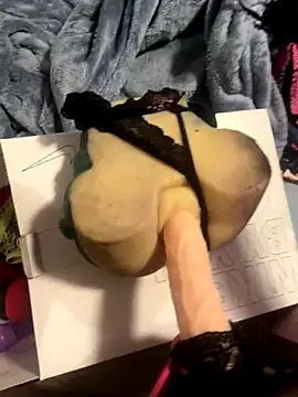 Snapshot of cumgitsumdic chatting on December 15, 2025, 9:24 am cumgitsumdic online show from December 15, 2025, 9:24 am