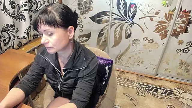 Snapshot of EVILENSA chatting on January 7, 2025, 4:16 pm EVILENSA online show from January 7, 2025, 4:16 pm