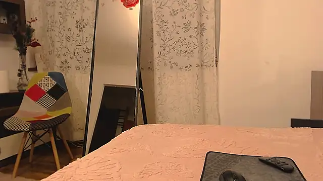 elacoquette online show from October 15, 2025, 12:44 am