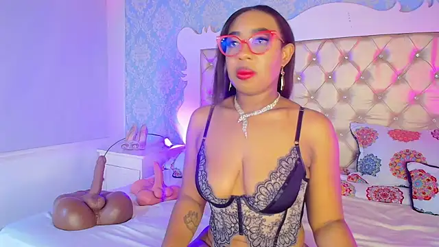 Snapshot of CaseyMoon chatting on March 17, 2026, 12:41 pm CaseyMoon online show from March 17, 2026, 12:41 pm