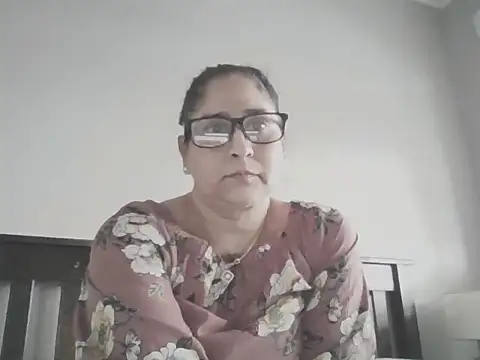 Snapshot of Indiankushy chatting on July 10, 2026, 1:03 pm Indiankushy online show from July 10, 2026, 1:03 pm