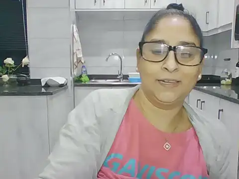 Snapshot of Indiankushy chatting on July 24, 2026, 5:22 pm Indiankushy online show from July 24, 2026, 5:22 pm