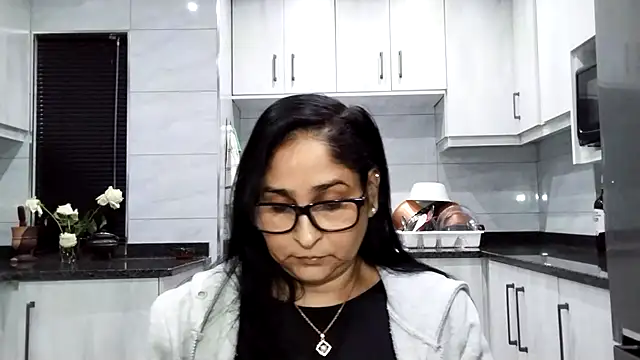 Snapshot of Indiankushy chatting on July 28, 2026, 8:52 pm Indiankushy online show from July 28, 2026, 8:52 pm