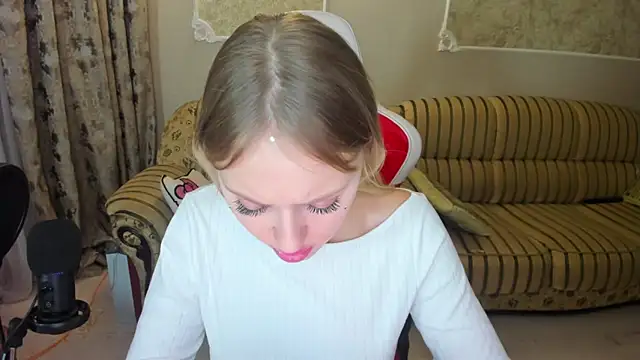 ElinOceanX online show from December 13, 2024, 4:38 pm