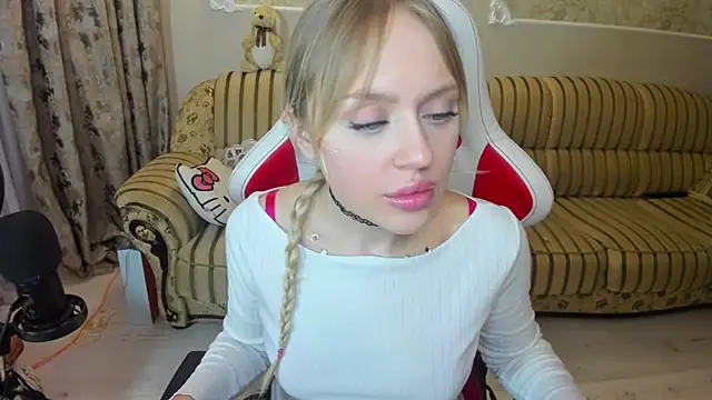 ElinOceanX online show from December 13, 2024, 7:53 pm