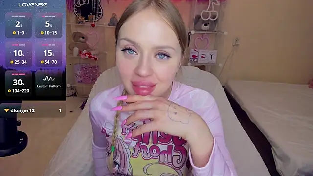 ElinOceanX online show from March 5, 2025, 10:54 pm
