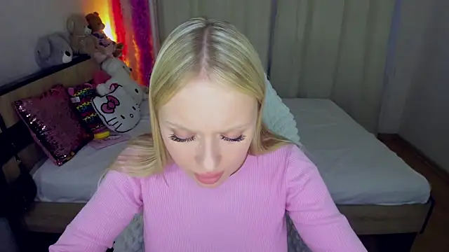 ElinOceanX online show from September 16, 2025, 3:57 pm