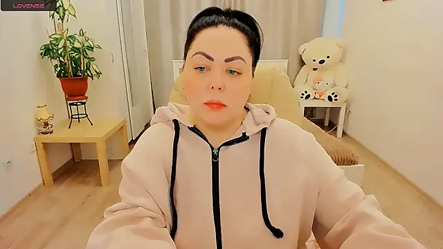 Snapshot of Nina_Hopper chatting on April 3, 2026, 1:20 pm Nina Hopper online show from April 3, 2026, 1:20 pm