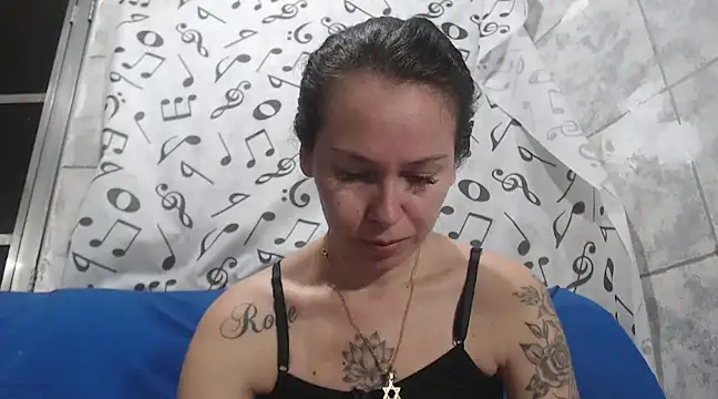 Snapshot of Venusluxodomme chatting on January 27, 2025, 2:20 am Venusluxodomme online show from January 27, 2025, 2:20 am