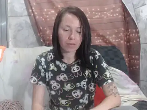 Venusluxodomme online show from December 2, 2025, 3:56 am