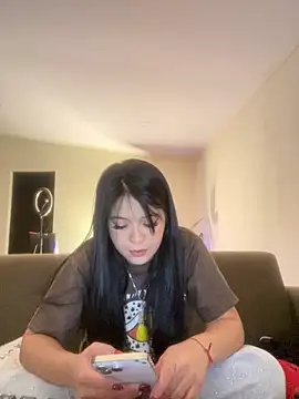 Snapshot of kiarafonseca_ chatting on October 21, 2025, 5:08 am kiarafonseca online show from October 21, 2025, 5:08 am