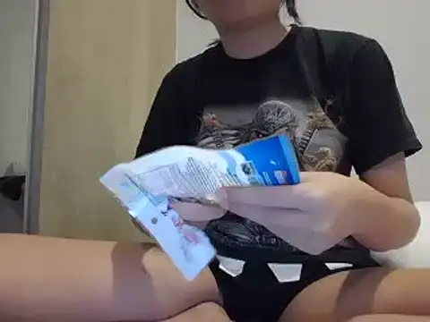 sara kimoo online show from December 7, 2024, 7:43 pm