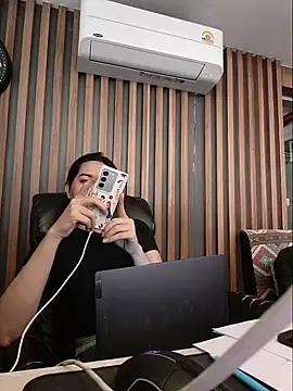 Snapshot of sara_kimoo chatting on October 28, 2025, 10:19 am sara kimoo online show from October 28, 2025, 10:19 am